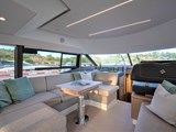 Presitge 460 Saloon